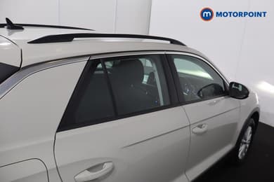 Volkswagen T-Roc Life Automatic Petrol SUV - Stock Number (1629035) - 25th supplementary image