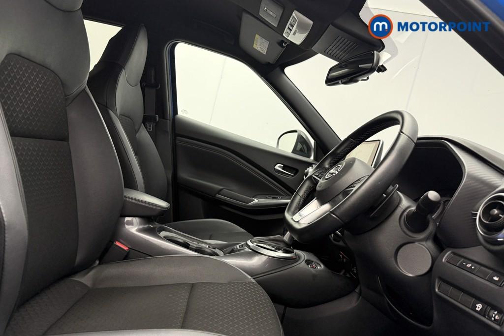Nissan Juke N-Connecta Automatic Petrol SUV - Stock Number (1634573) - 8th supplementary image