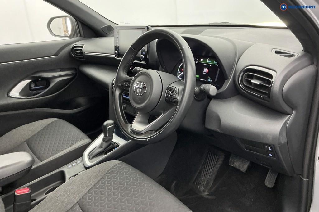 Toyota Yaris Cross Design Automatic Petrol-Electric Hybrid Estate - Stock Number (1604152) - 8th supplementary image