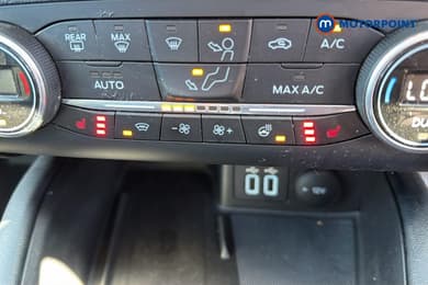 Ford Kuga Vignale Manual Petrol SUV - Stock Number (1629774) - 14th supplementary image