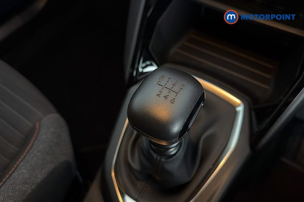 Peugeot 2008 Active Premium-Plus Manual Petrol SUV - Stock Number (1641833) - 15th supplementary image