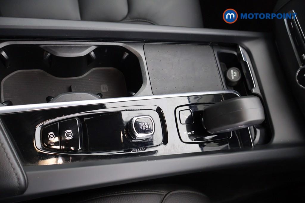 Volvo Xc60 Core Automatic Petrol SUV - Stock Number (1635221) - 8th supplementary image