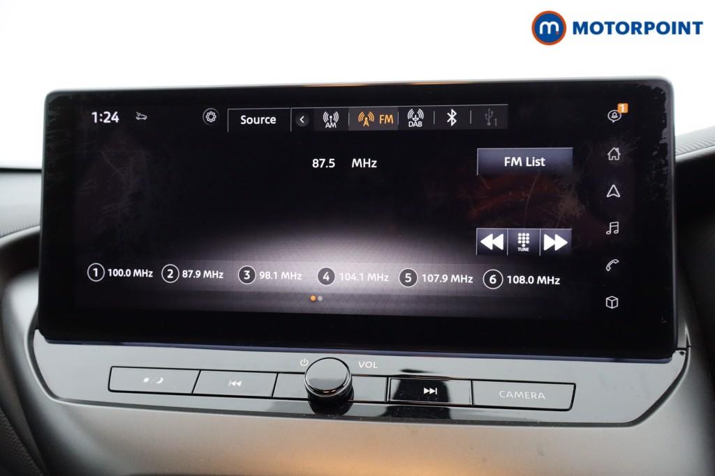 Nissan Juke N-Connecta Automatic Petrol SUV - Stock Number (1642422) - 8th supplementary image
