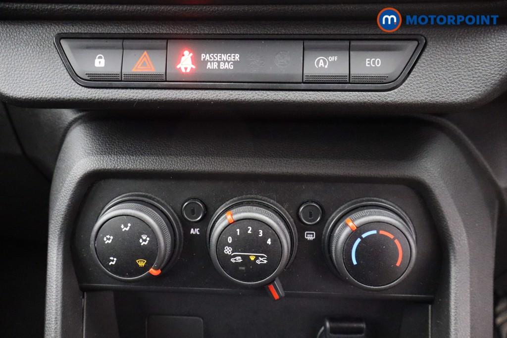 Dacia Sandero Stepway Expression Manual Petrol Hatchback - Stock Number (1641201) - 8th supplementary image