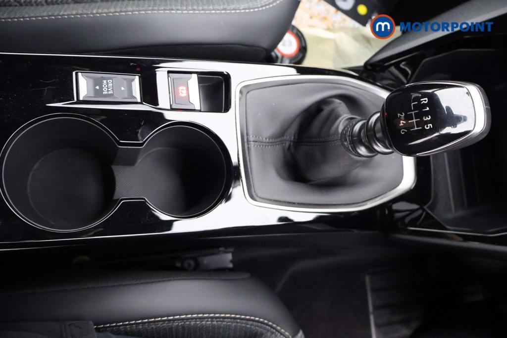 Peugeot 2008 Allure Manual Petrol SUV - Stock Number (1642547) - 8th supplementary image