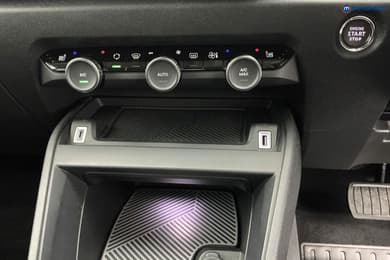 Citroen C4 X MAX Automatic Petrol Saloon - Stock Number (1645923) - 17th supplementary image