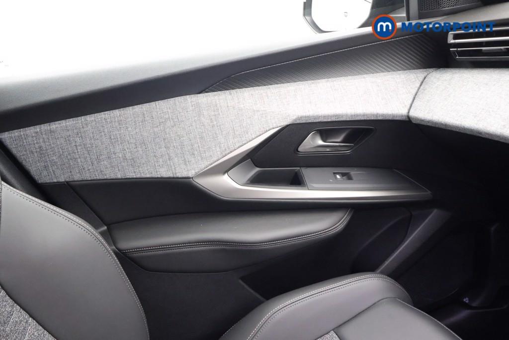 Peugeot 3008 Allure Automatic Electric SUV - Stock Number (1646519) - 8th supplementary image
