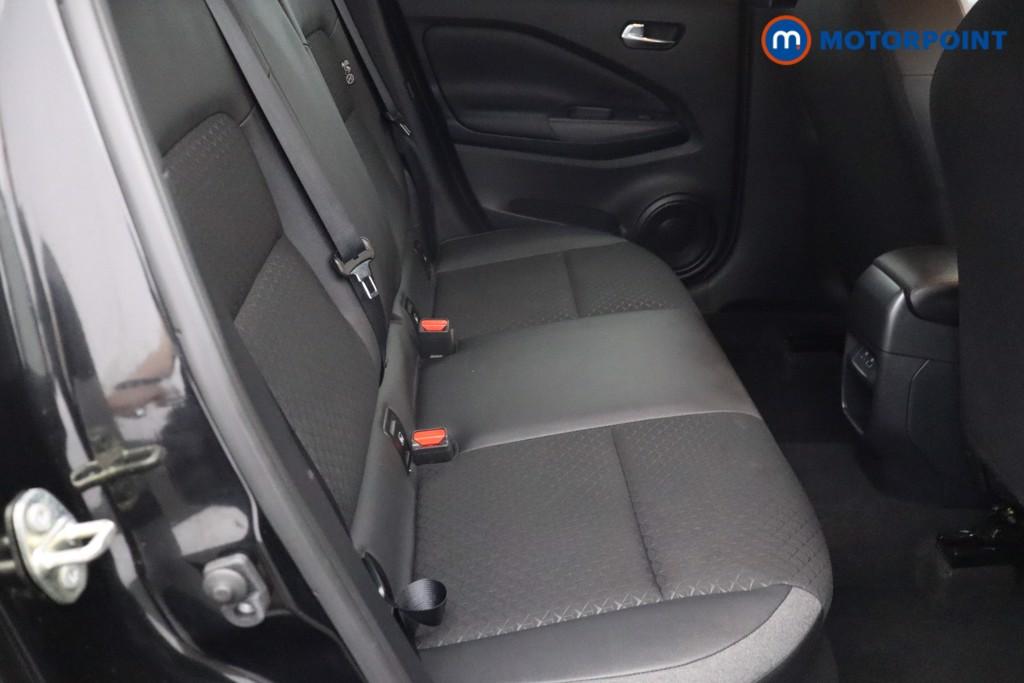 Nissan Juke N-Connecta Manual Petrol SUV - Stock Number (1635866) - 8th supplementary image