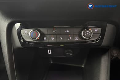 Vauxhall Corsa YES Manual Petrol Hatchback - Stock Number (1639733) - 12th supplementary image