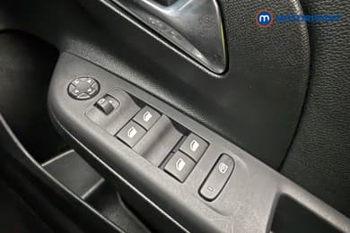 Vauxhall Corsa YES Manual Petrol Hatchback - Stock Number (1639733) - 15th supplementary image