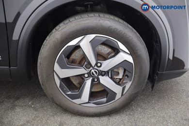 Nissan Qashqai N-Connecta Automatic Petrol-Electric Hybrid SUV - Stock Number (1644571) - 22nd supplementary image