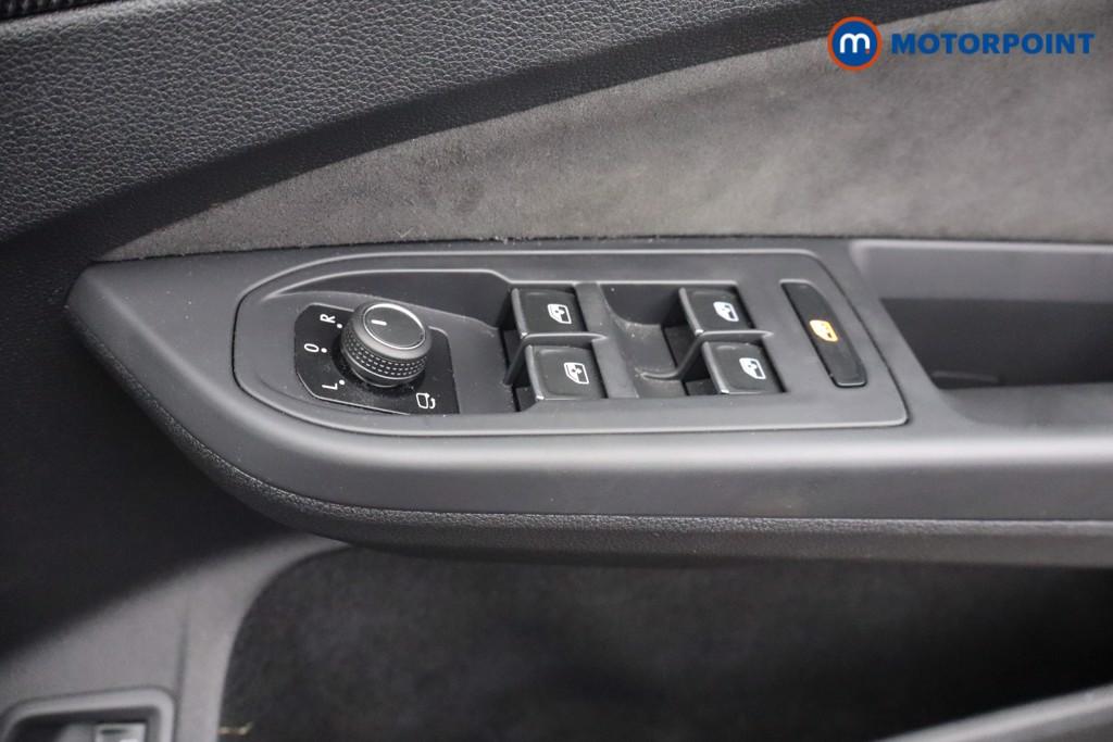 Volkswagen Golf GTE Automatic Petrol Plug-In Hybrid Hatchback - Stock Number (1645822) - 8th supplementary image