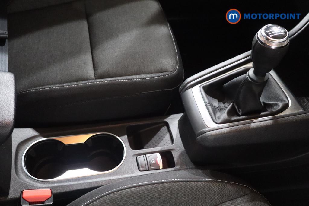 Renault Captur Engineered Automatic Petrol-Electric Hybrid SUV - Stock Number (1644566) - 8th supplementary image