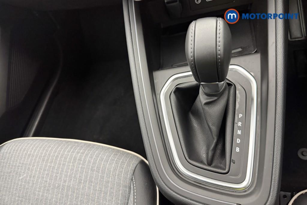 Renault Clio Techno Automatic Petrol-Electric Hybrid Hatchback - Stock Number (1623897) - 8th supplementary image