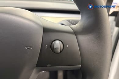 Tesla Model Y Long Range Automatic Electric SUV - Stock Number (1648027) - 4th supplementary image
