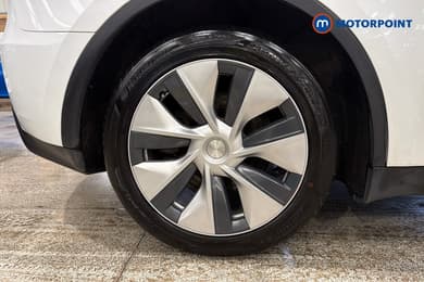 Tesla Model Y Long Range Automatic Electric SUV - Stock Number (1648027) - 49th supplementary image