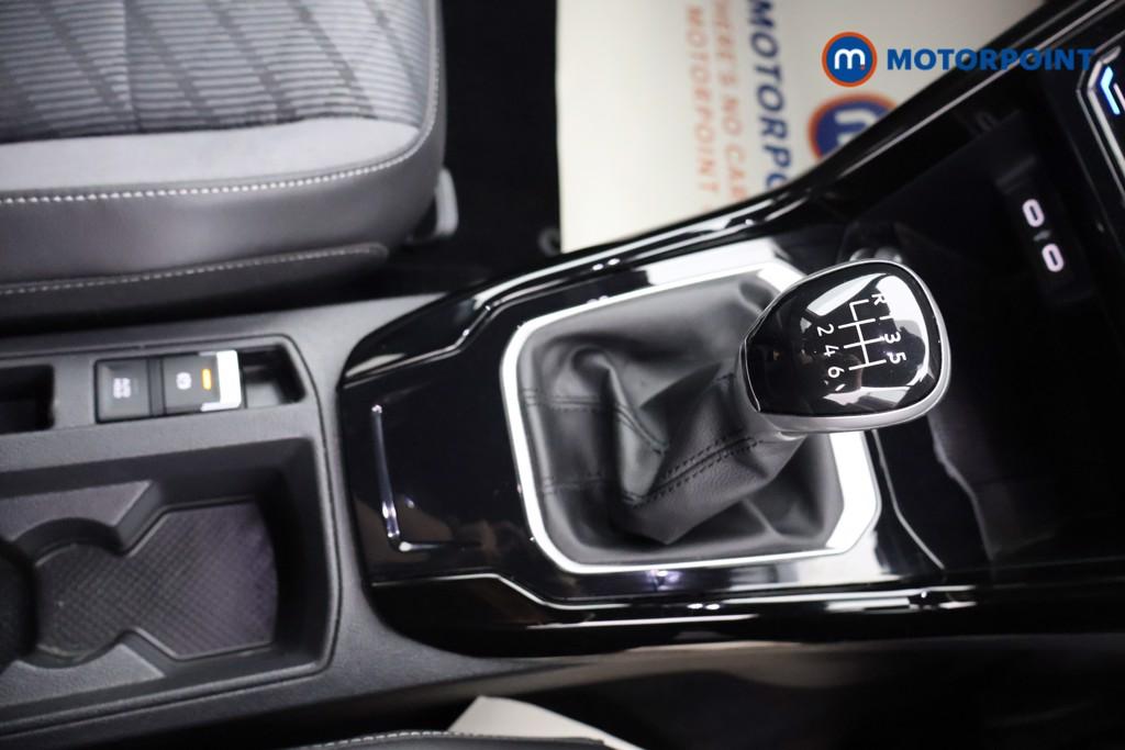 Volkswagen T-Roc R-Line Manual Petrol SUV - Stock Number (1648599) - 8th supplementary image
