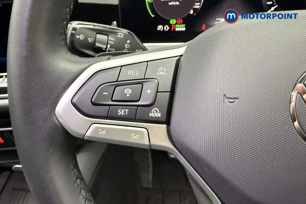 Volkswagen Passat Life Automatic Petrol Plug-In Hybrid Estate - Stock Number (1651982) - 8th supplementary image