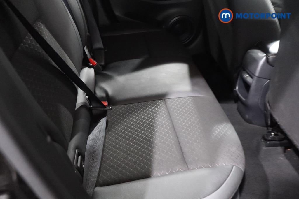 Nissan Juke N-Connecta Manual Petrol SUV - Stock Number (1642360) - 8th supplementary image