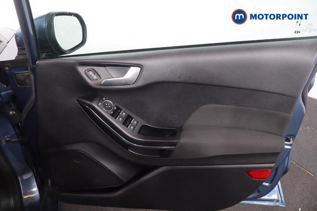 Ford Fiesta St-Line Edition Manual Petrol Hatchback - Stock Number (1643701) - 8th supplementary image