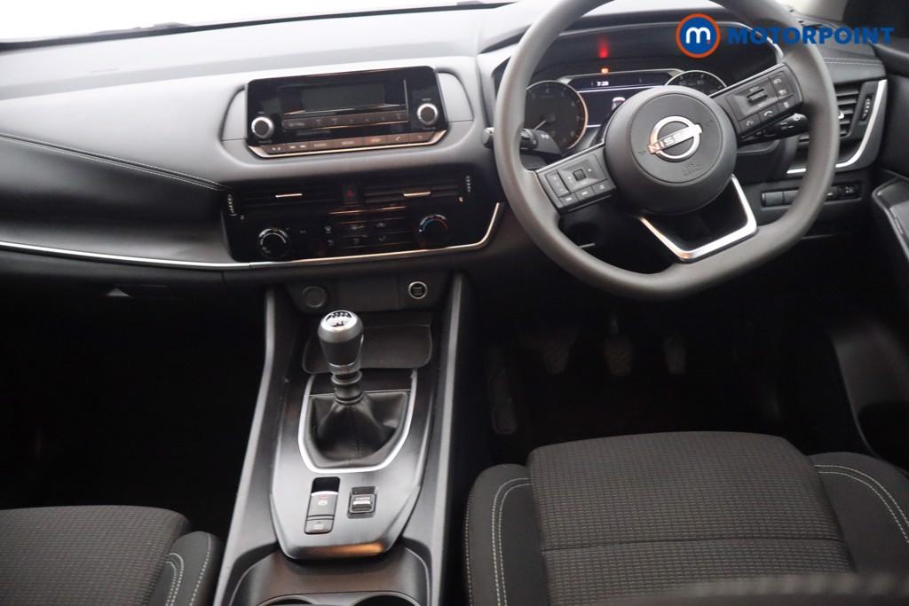 Nissan Qashqai Visia Manual Petrol SUV - Stock Number (1644513) - 8th supplementary image