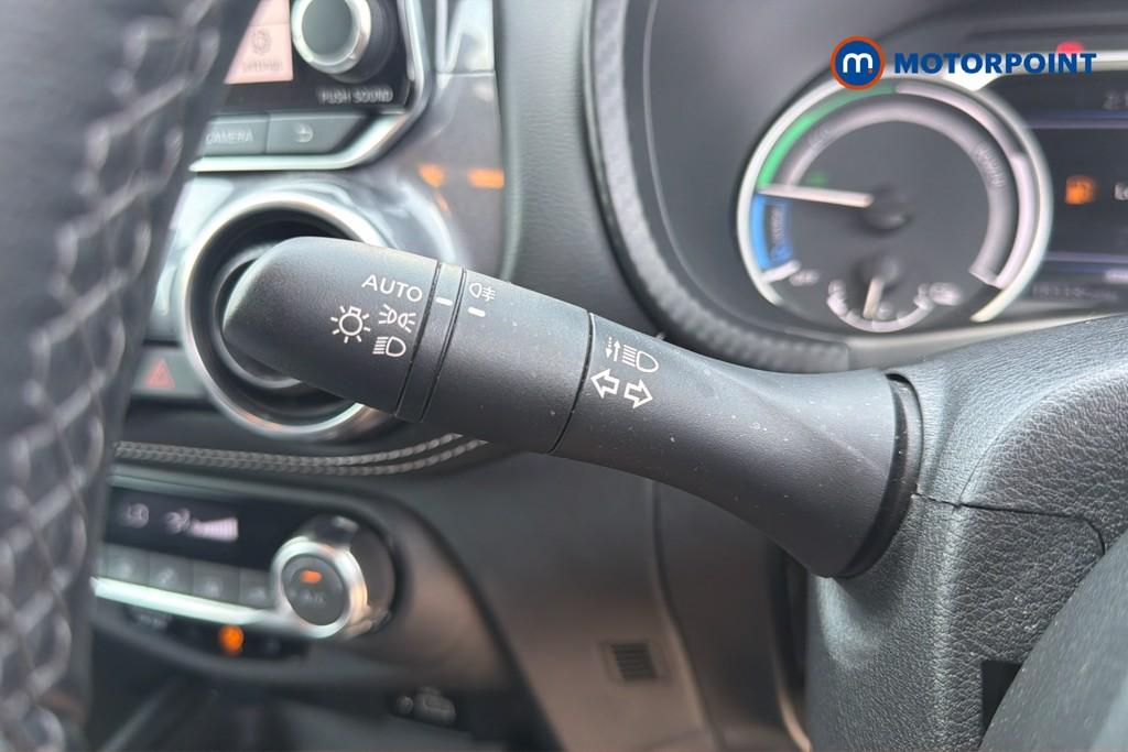 Nissan Juke N-Connecta Automatic Petrol-Electric Hybrid SUV - Stock Number (1611952) - 18th supplementary image