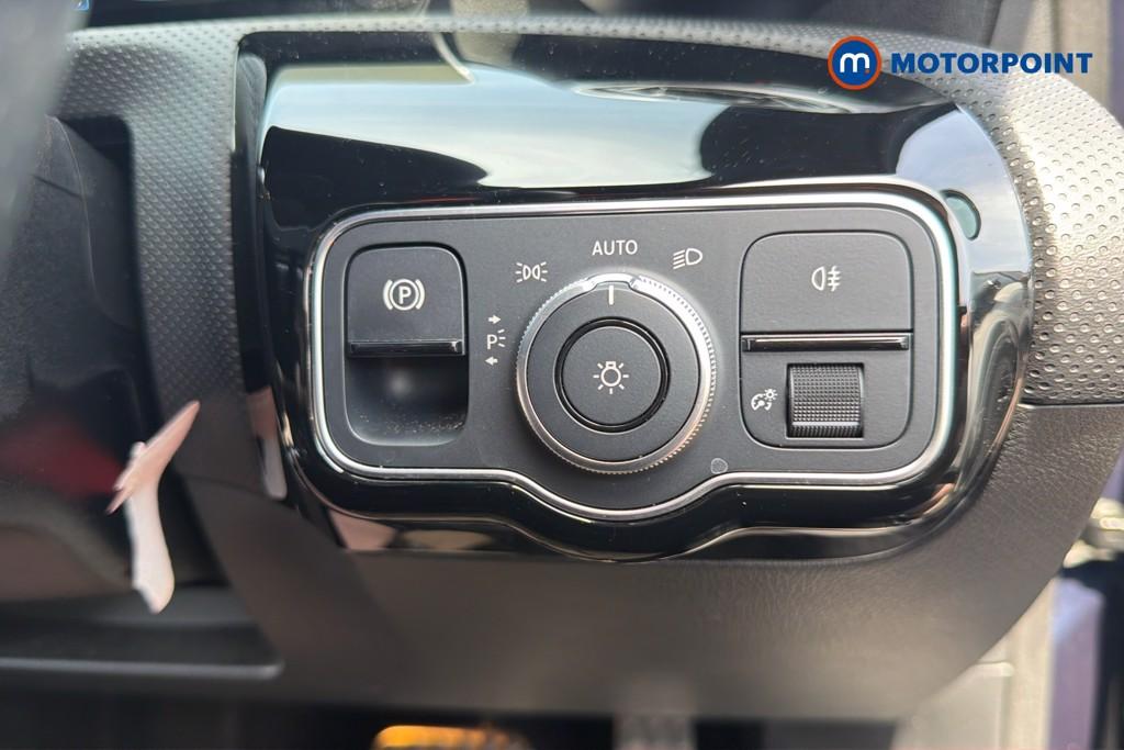 Mercedes-Benz A Class Amg Line Premium Plus Night Edition Automatic Petrol Plug-In Hybrid Saloon - Stock Number (1636251) - 18th supplementary image