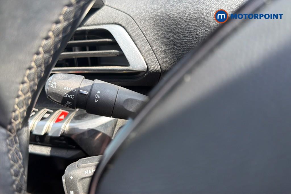 Peugeot 3008 Allure Premium Manual Petrol SUV - Stock Number (1649162) - 18th supplementary image