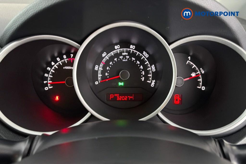KIA Venga 3 Automatic Petrol People Carrier - Stock Number (1639456) - 8th supplementary image