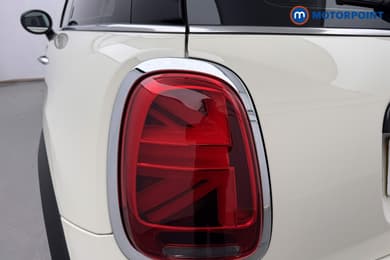Mini Hatchback Cooper S Exclusive Automatic Petrol Hatchback - Stock Number (1653365) - 17th supplementary image