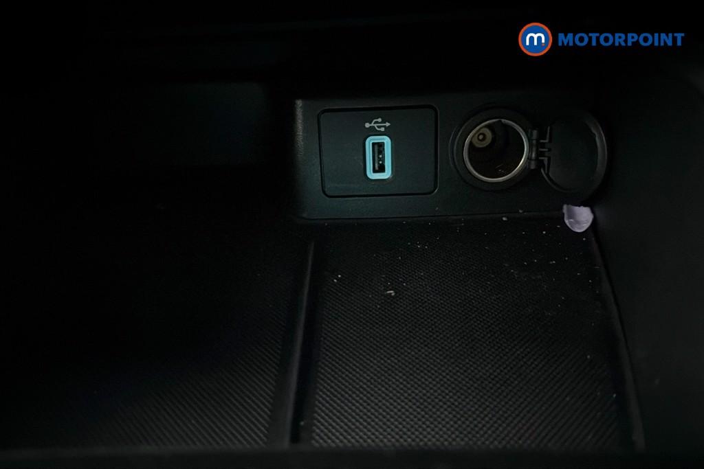 Ford Focus St-Line X Automatic Petrol Hatchback - Stock Number (1652159) - 17th supplementary image