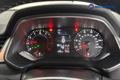 Renault Captur Iconic Automatic Petrol SUV - Stock Number (1654333) - 8th supplementary image