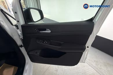 Ford Transit Connect Limited Automatic Petrol Plug-In Hybrid Panel Van - Stock Number (1655483) - 38th supplementary image