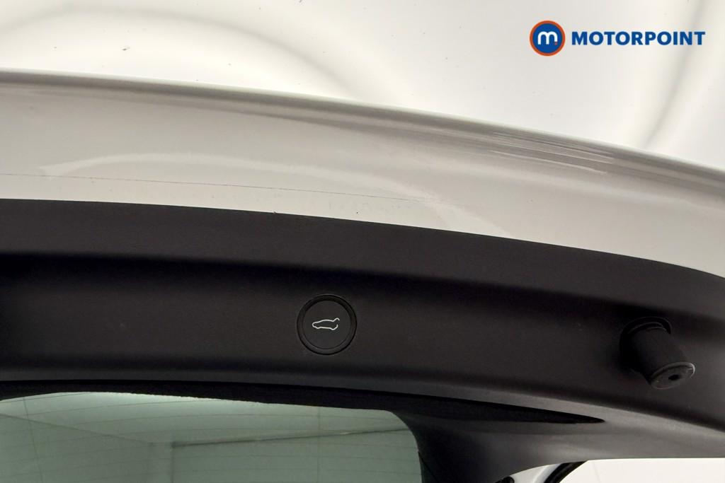 Tesla Model Y Rwd 5Dr Auto Automatic Electric SUV - Stock Number (1651788) - 8th supplementary image