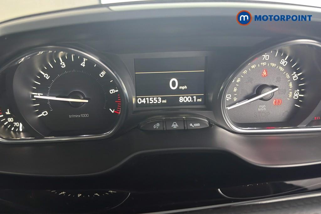 Peugeot 2008 Allure Premium Manual Petrol SUV - Stock Number (1656008) - 8th supplementary image