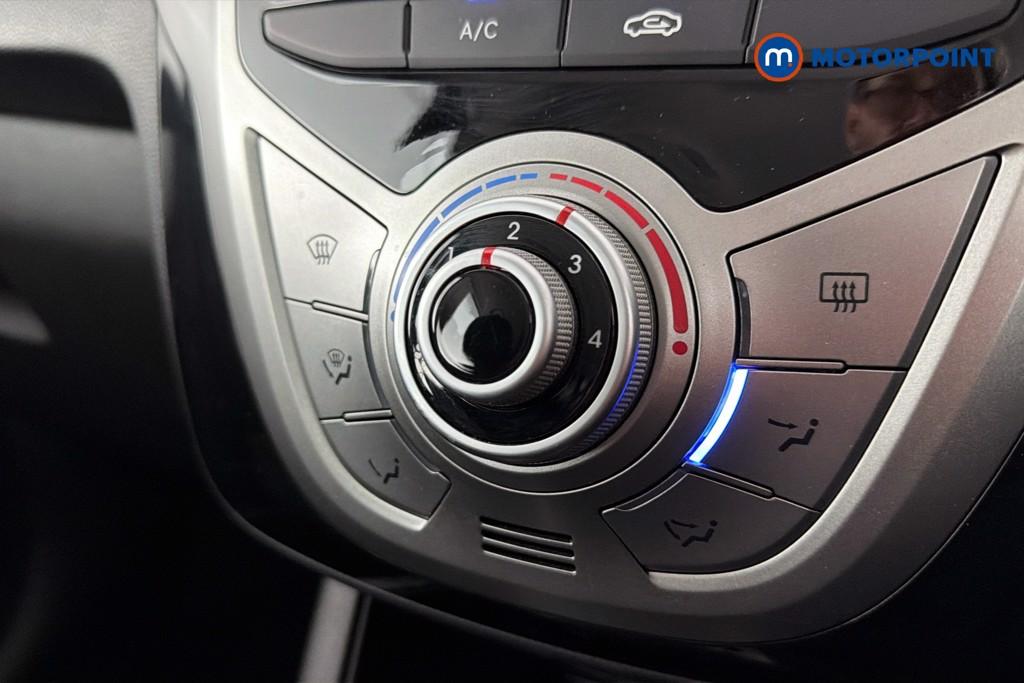 Hyundai Ix20 Se Nav Automatic Petrol People Carrier - Stock Number (1638105) - 12th supplementary image