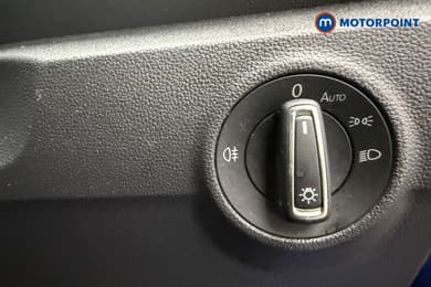 Volkswagen T-Roc Design Manual Petrol SUV - Stock Number (1652324) - 16th supplementary image