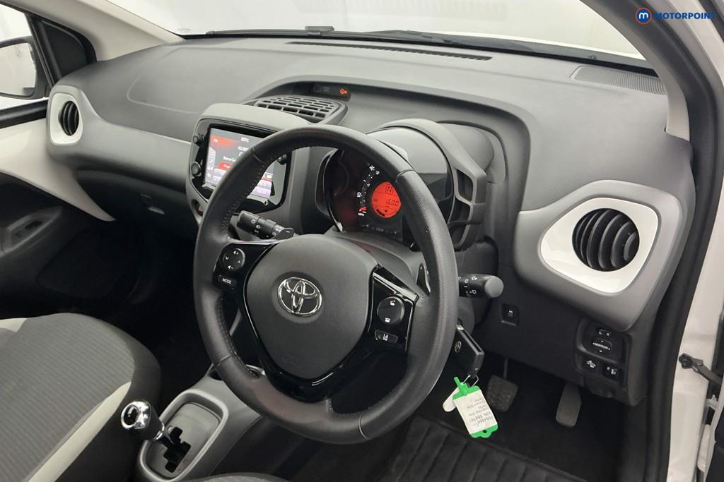 Toyota Aygo X-Play Automatic Petrol Hatchback - Stock Number (1654556) - 8th supplementary image