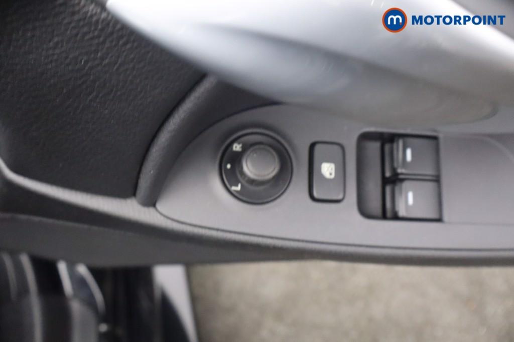 Fiat 124 Spider Lusso Plus Manual Petrol Convertible - Stock Number (1655575) - 8th supplementary image