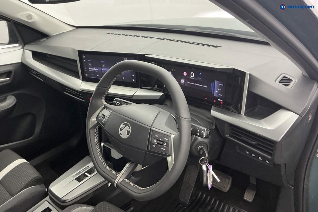 Vauxhall Frontera Ultimate Automatic Electric SUV - Stock Number (1653935) - 8th supplementary image