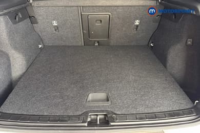 Volvo Xc40 Momentum Manual Petrol SUV - Stock Number (1657184) - 33rd supplementary image
