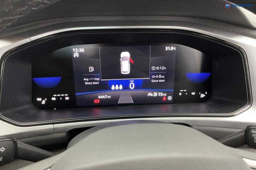 Volkswagen T-Roc Life Manual Petrol SUV - Stock Number (1651397) - 8th supplementary image