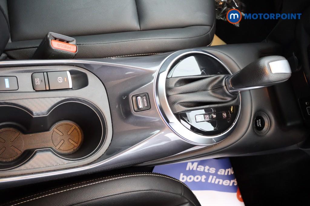 Nissan Juke Tekna Automatic Petrol-Electric Hybrid SUV - Stock Number (1656498) - 8th supplementary image