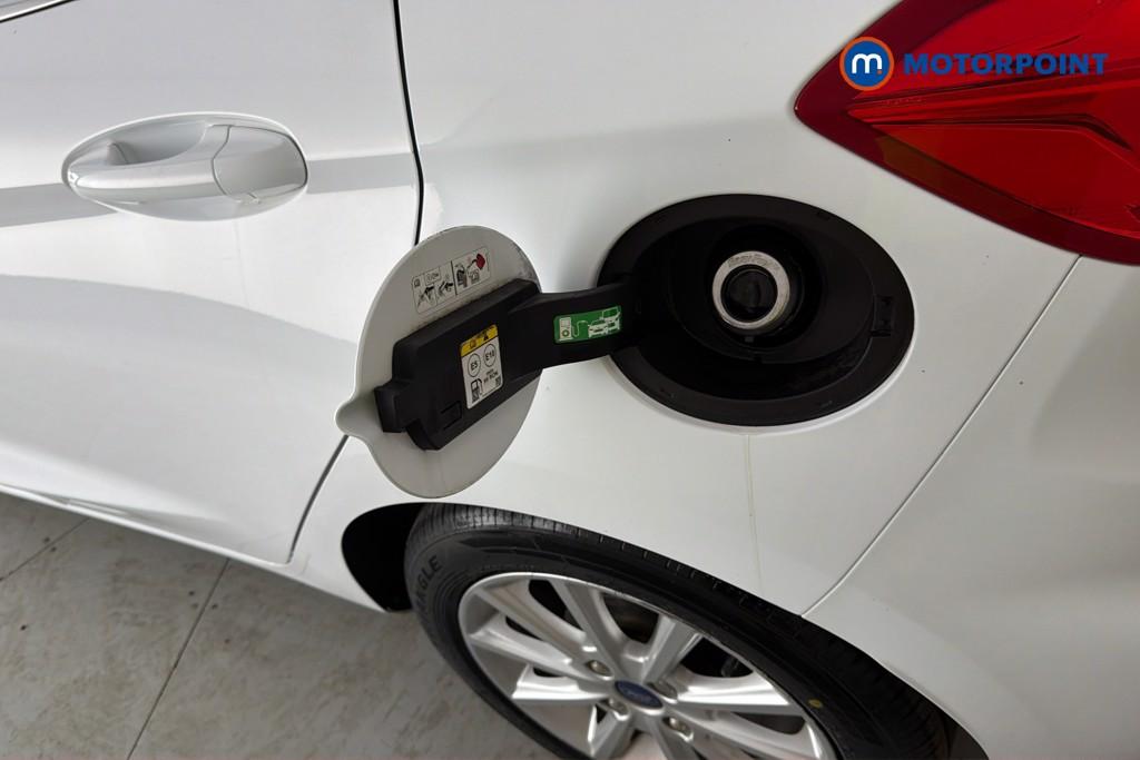 Ford Fiesta Titanium Manual Petrol Hatchback - Stock Number (1656934) - 33rd supplementary image
