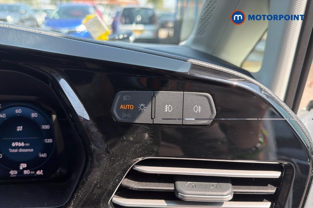 Ford Transit Connect Limited Automatic Petrol Plug-In Hybrid Panel Van - Stock Number (1657942) - 18th supplementary image