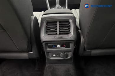 Volkswagen Tiguan Life Automatic Petrol SUV - Stock Number (1655217) - 6th supplementary image