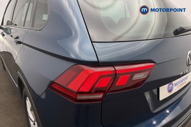 Volkswagen Tiguan Life Automatic Petrol SUV - Stock Number (1655217) - 8th supplementary image