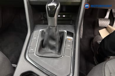 Volkswagen Tiguan Life Automatic Petrol SUV - Stock Number (1655217) - 21st supplementary image