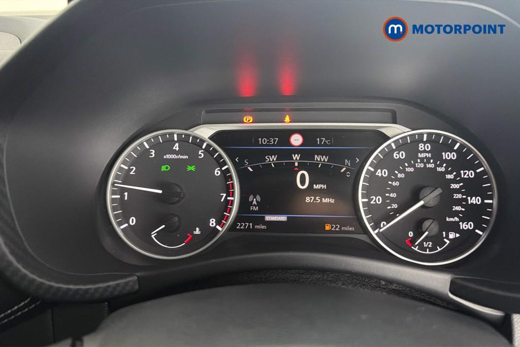 Nissan Juke N-Connecta Manual Petrol SUV - Stock Number (1660068) - 8th supplementary image