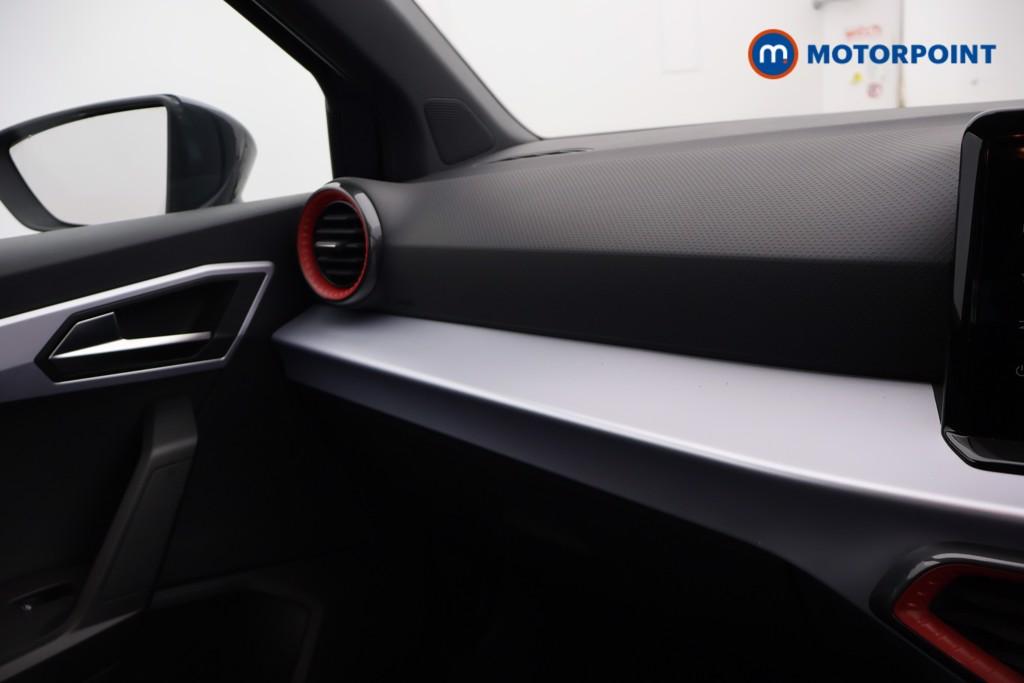 Seat Arona Fr Sport Manual Petrol SUV - Stock Number (1656037) - 8th supplementary image